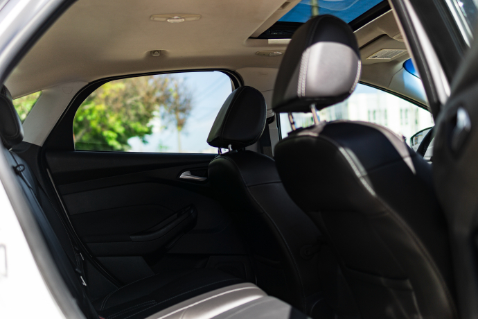 FORD FOCUS TITANIUM