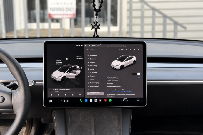 Tesla Model Y 2022