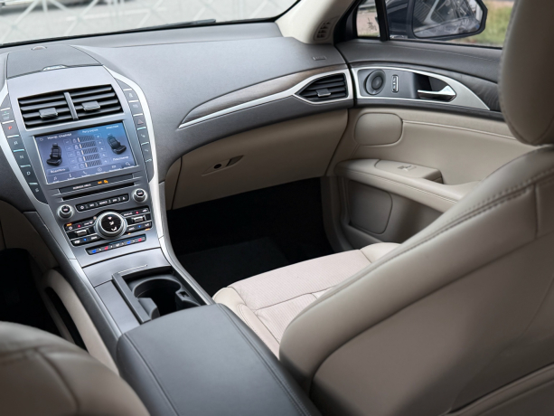 LINCOLN MKZ 2018