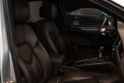 PORSCHE MACAN 2021