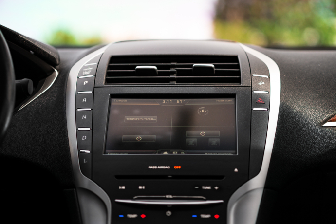 LINCOLN MKZ HYBRID