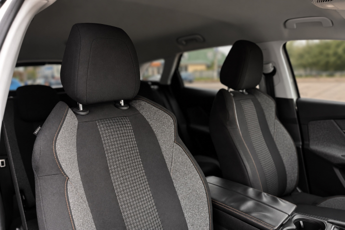 PEUGEOT 3008 2018