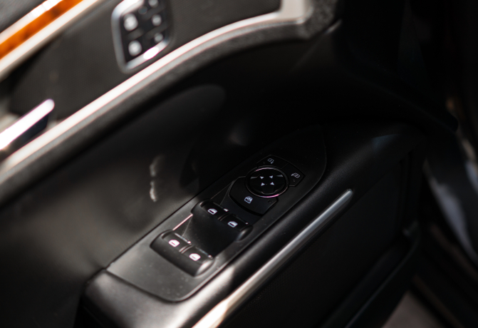 LINCOLN MKZ HYBRID