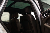 PORSCHE MACAN 2021