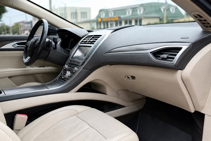 LINCOLN MKZ 2018
