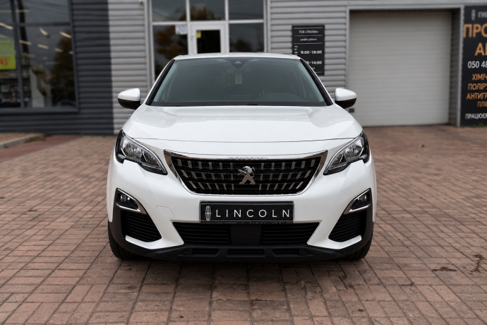 PEUGEOT 3008 2018