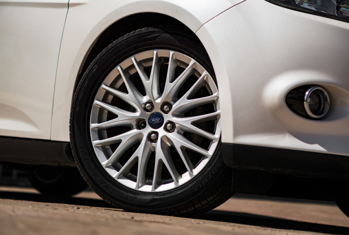 FORD FOCUS TITANIUM