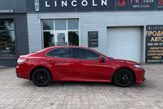 TOYOTA CAMRY 2018