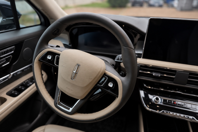Lincoln Corsair 2024