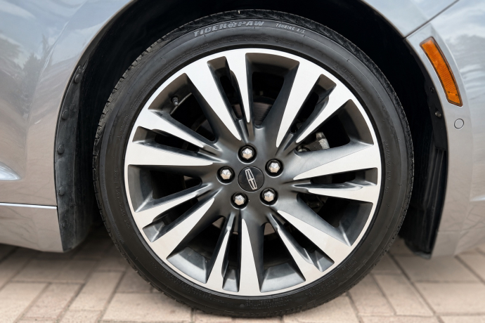 LINCOLN MKZ 2018