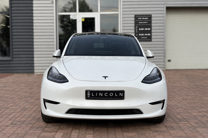 Tesla Model Y 2022