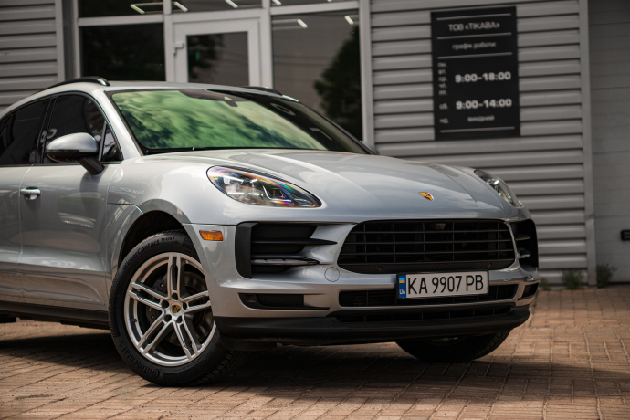 PORSCHE MACAN 2021