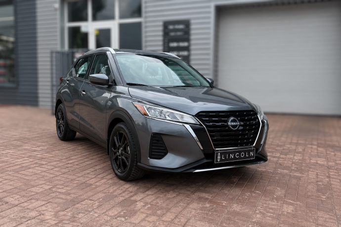 NISSAN KICKS SV 2023