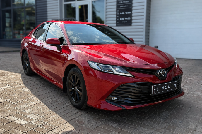 TOYOTA CAMRY 2018