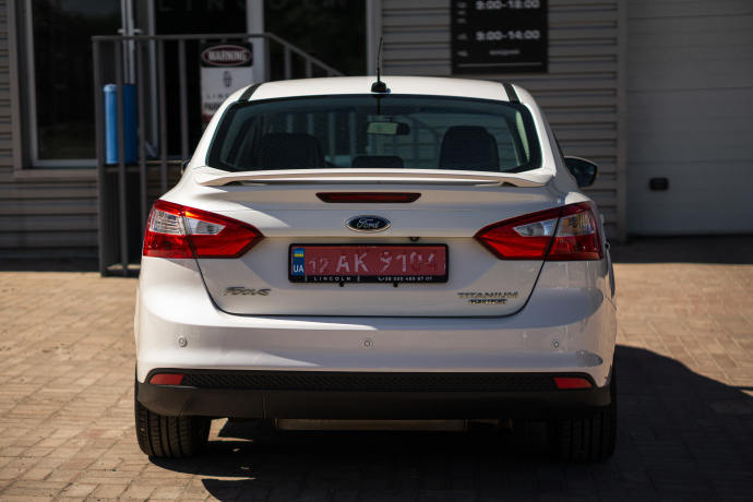 FORD FOCUS TITANIUM