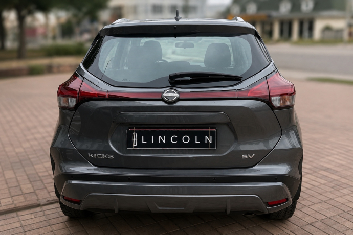 NISSAN KICKS SV 2023