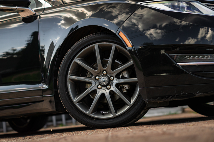LINCOLN MKZ HYBRID
