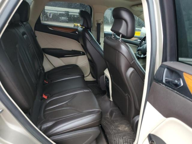 Lincoln MKC  2015 
