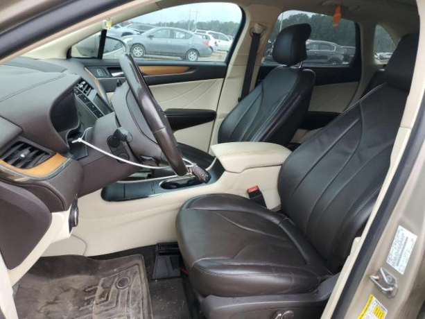 Lincoln MKC  2015 