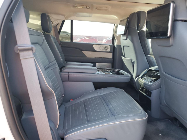 LINCOLN NAVIGATOR BLACK LABEL 2018
